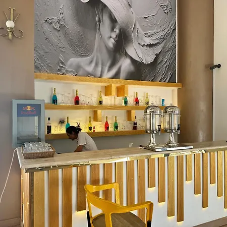 Aparthotel Silver Tower Family