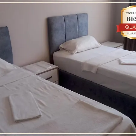 מלון דירות Silver Tower