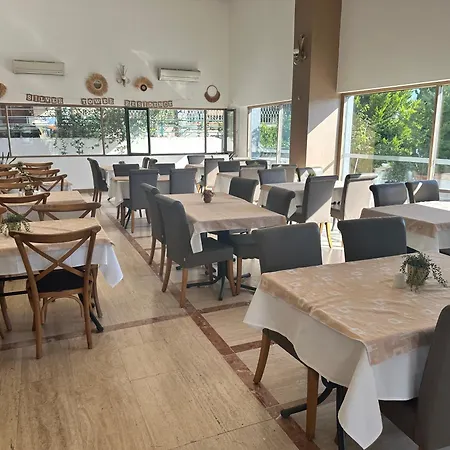 Silver Tower Family Apart Otel