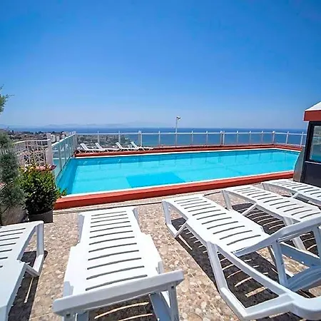 Silver Tower Family Aparthotel Kusadasi