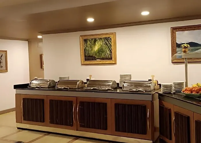 Silver Tower 3* Kuşadası