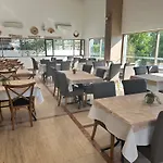 Silver Tower Family Apart Otel