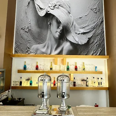 Silver Tower Ξενοδοχείο με διαμερίσματα