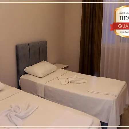Apartmanhotel Silver Tower 2*